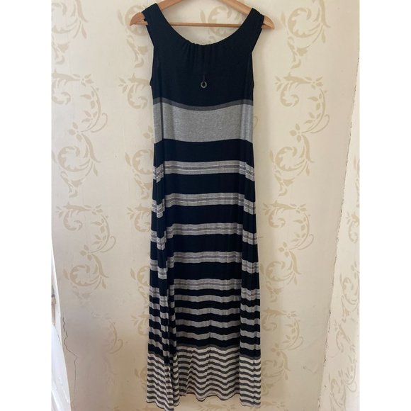 Ladies Large Italy Save the Queen Beautiful Stripe Maxi Dress - Picture 3 of 4